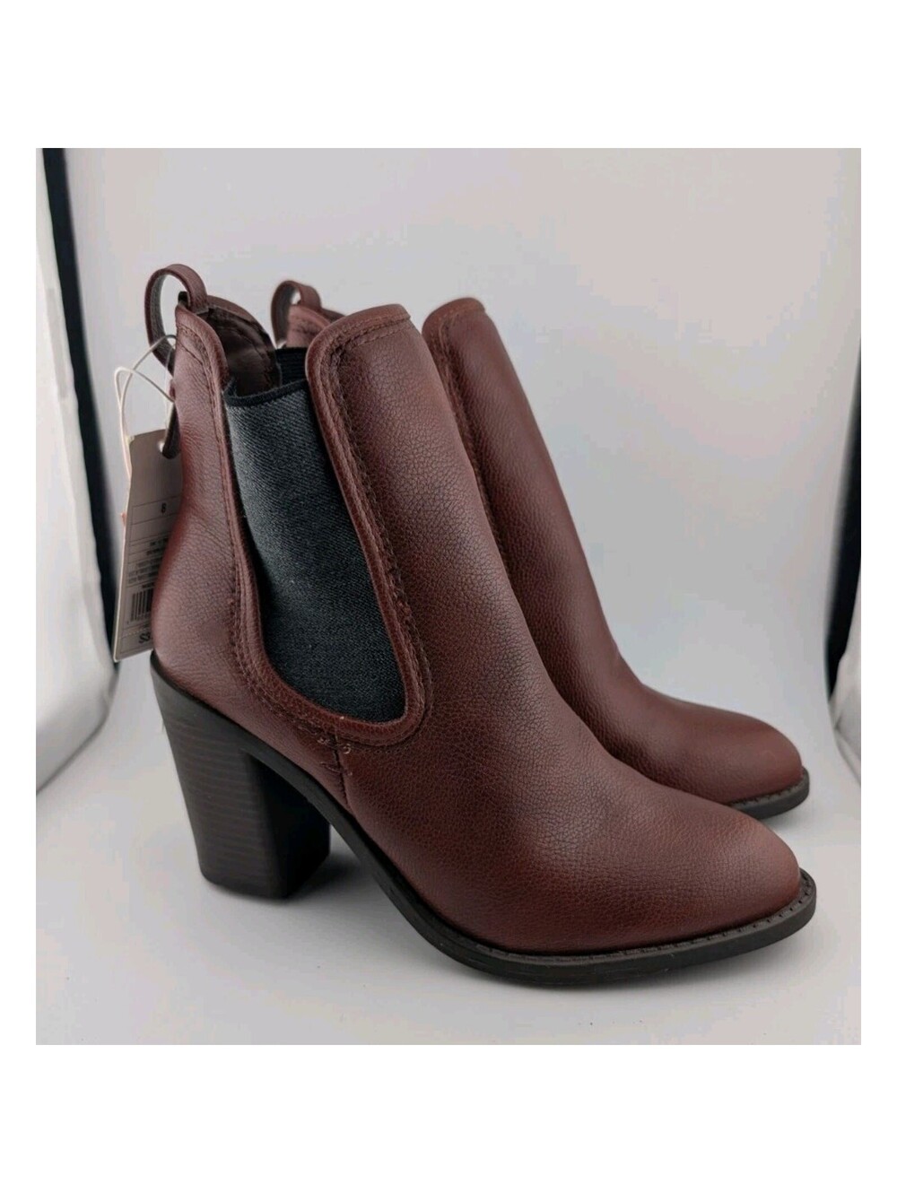 Merona Size 8 Brown Charli Chelsea Boot Block Heels Red Point Toe New
